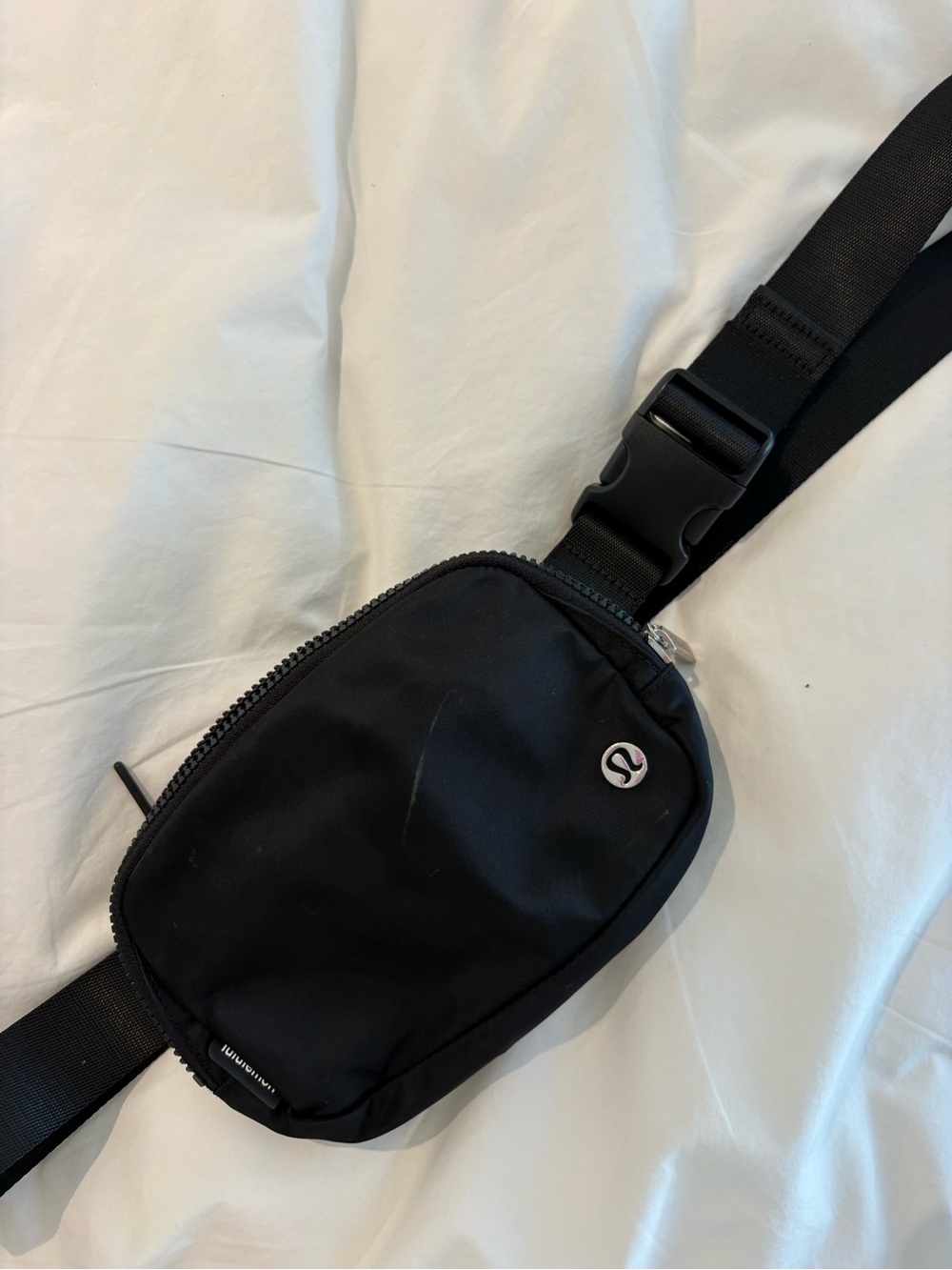 lululemon athletica Black Small Sling Belt Bag